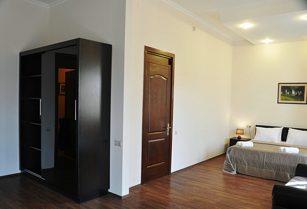 Gold Star Hotel Tbilisi Eksteriør billede