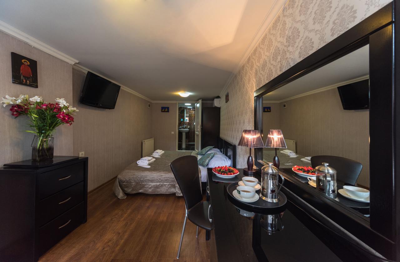 Gold Star Hotel Tbilisi Eksteriør billede